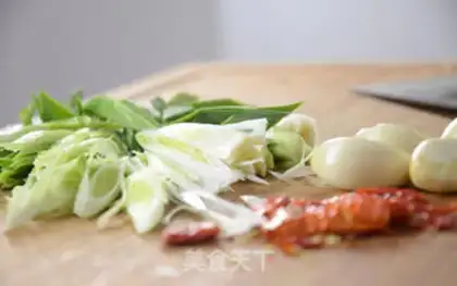 Make The hand tore up the peppers and the firefish step 0