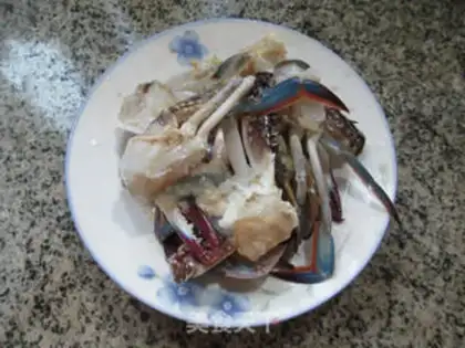 Make Curry cabbage crabs step 1