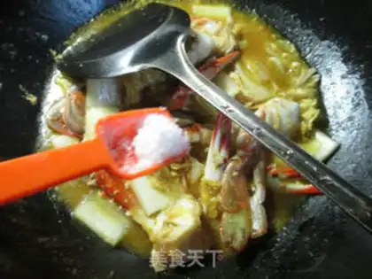 Make Curry cabbage crabs step 7