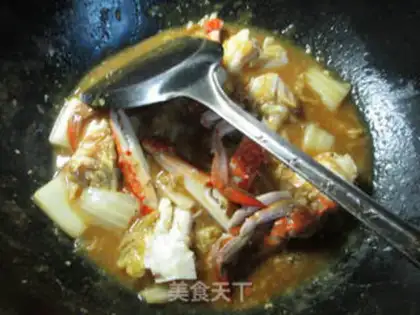 Make Curry cabbage crabs step 8