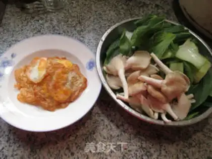 Make Soo-jeong-goo-poo-poo step 0