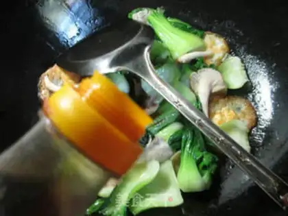 Make Soo-jeong-goo-poo-poo step 5