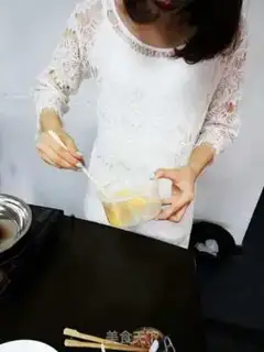 Make Cheese egg sandwich step 1