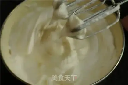 Make Cake with light cream step 0