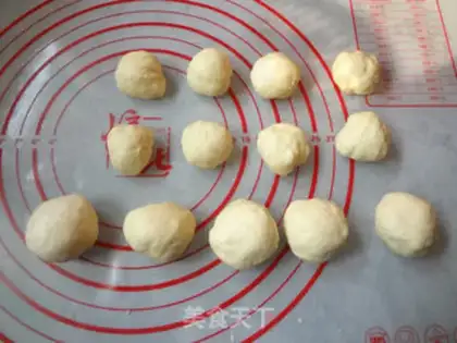 Make Hala bread step 3