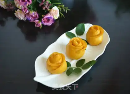 Make Pumpkin roses step 9