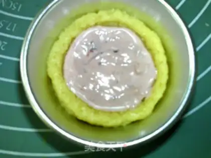 Make French blueberry cheese mooncake step 13