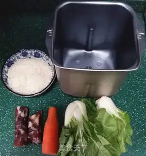 Make Sausage pot and rice step 0