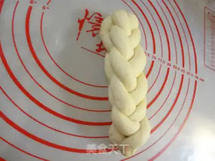 Make Hala bread step 8