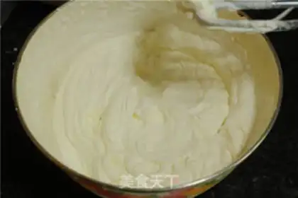 Make Cake with light cream step 8