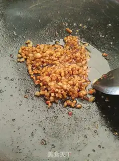 Make Burn noodles step 1