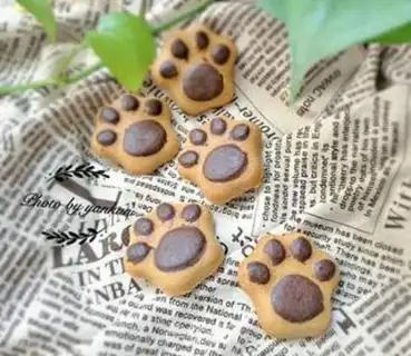 Make Cat claw cake step 8