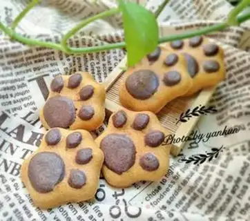 Make Cat claw cake step 12
