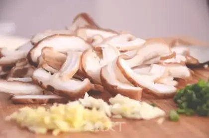 Make Freckles of mushrooms and soybeans step 1