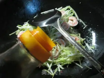 Make Shrimp sprouts step 5