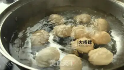 Make Red sugar tea eggs step 1