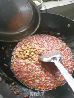 Make Homemade chili sauce step 7