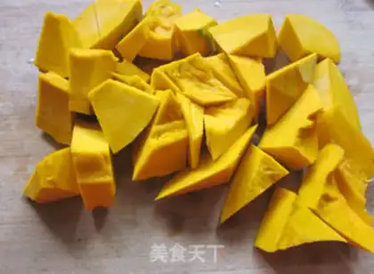 Make cucumber with a golden pin mushroom step 0