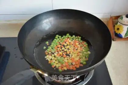 Make Shrimp rice step 1