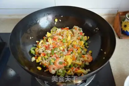 Make Shrimp rice step 6