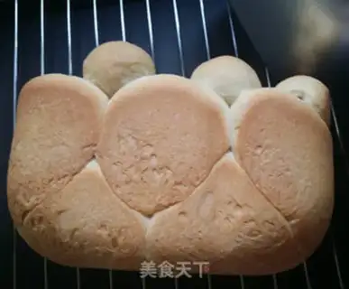 Make Stupid bear bread step 16