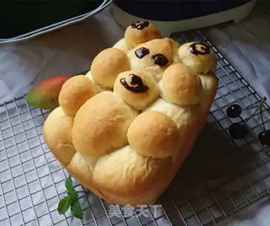 Make Stupid bear bread step 17