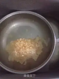 Make A silver spoon of a sugar pumpkin step 1