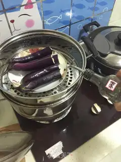 Make Garlic mackerel step 1