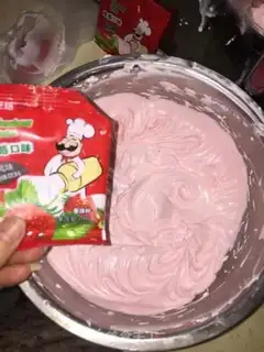 Make Fancy doll cake step 12