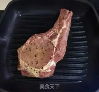 Make Fried ribbon pork chops step 4