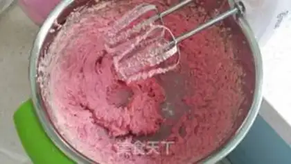 Make Pink-love cookies step 7