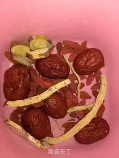 Make The flowers are fresh, drunk shrimp step 1