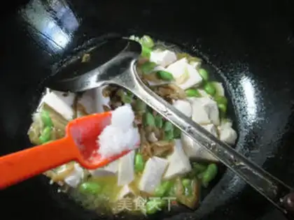 Make Squeeze the silk tofu step 5