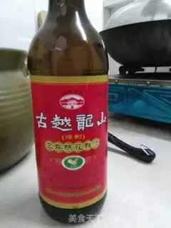Make The flowers are fresh, drunk shrimp step 3