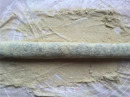 Make Donkey rolls step 4