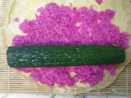 Make Tuna sushi step 5