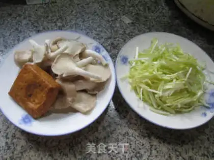 Make The sprouts, the fried mushrooms step 0