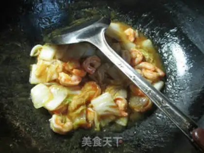 Make Curry shrimp cabbage step 8