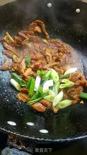 Make Scrambled pork step 6