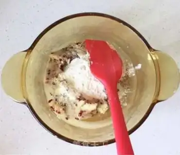 Make Chocolate coconut cranberry cheese mooncake step 2