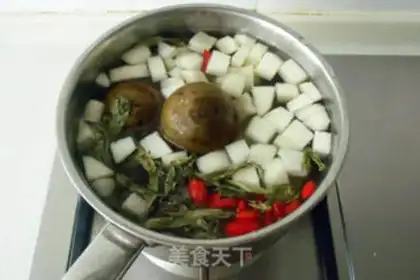 Make Rohango Pear soup step 2