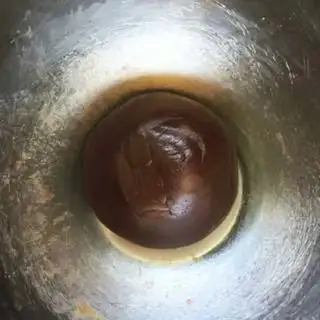 Make Chocolate coconut cranberry cheese mooncake step 7