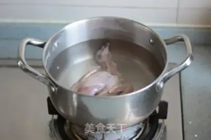 Make Pine pigeon soup step 2