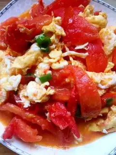 Make Tomato fried eggs step 3