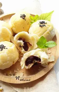 Make Soccer date mooncake step 19