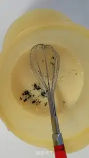 Make Microwave Karsida sauce step 2