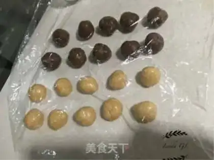 Make A wide veal beef mooncake step 8