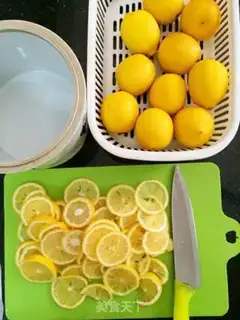 Make Lemon stew with ice cream step 1