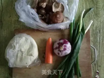 Make Noodle with mushroom sauce step 0