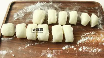 Make Red Sugar Ice Mooncake step 16